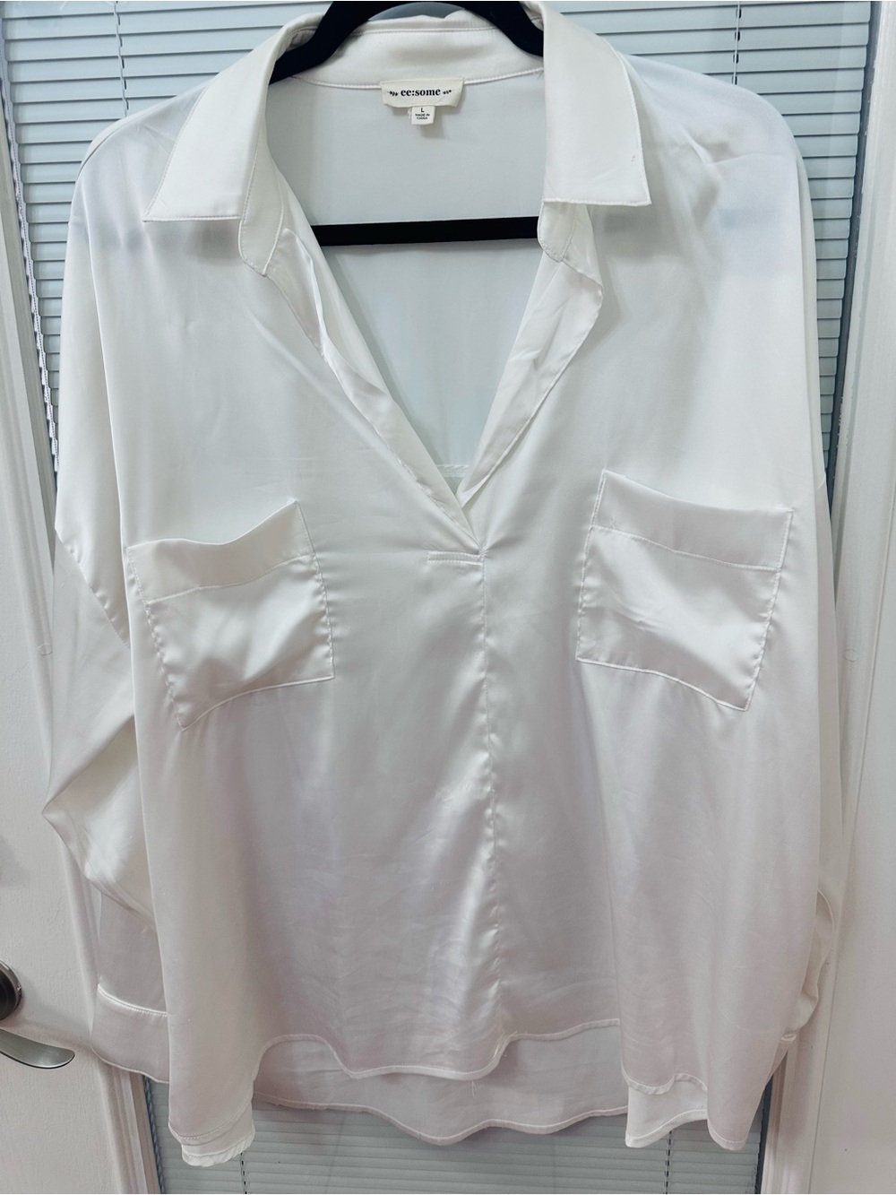 eesome White V-Neck Pocket Satin Blouse